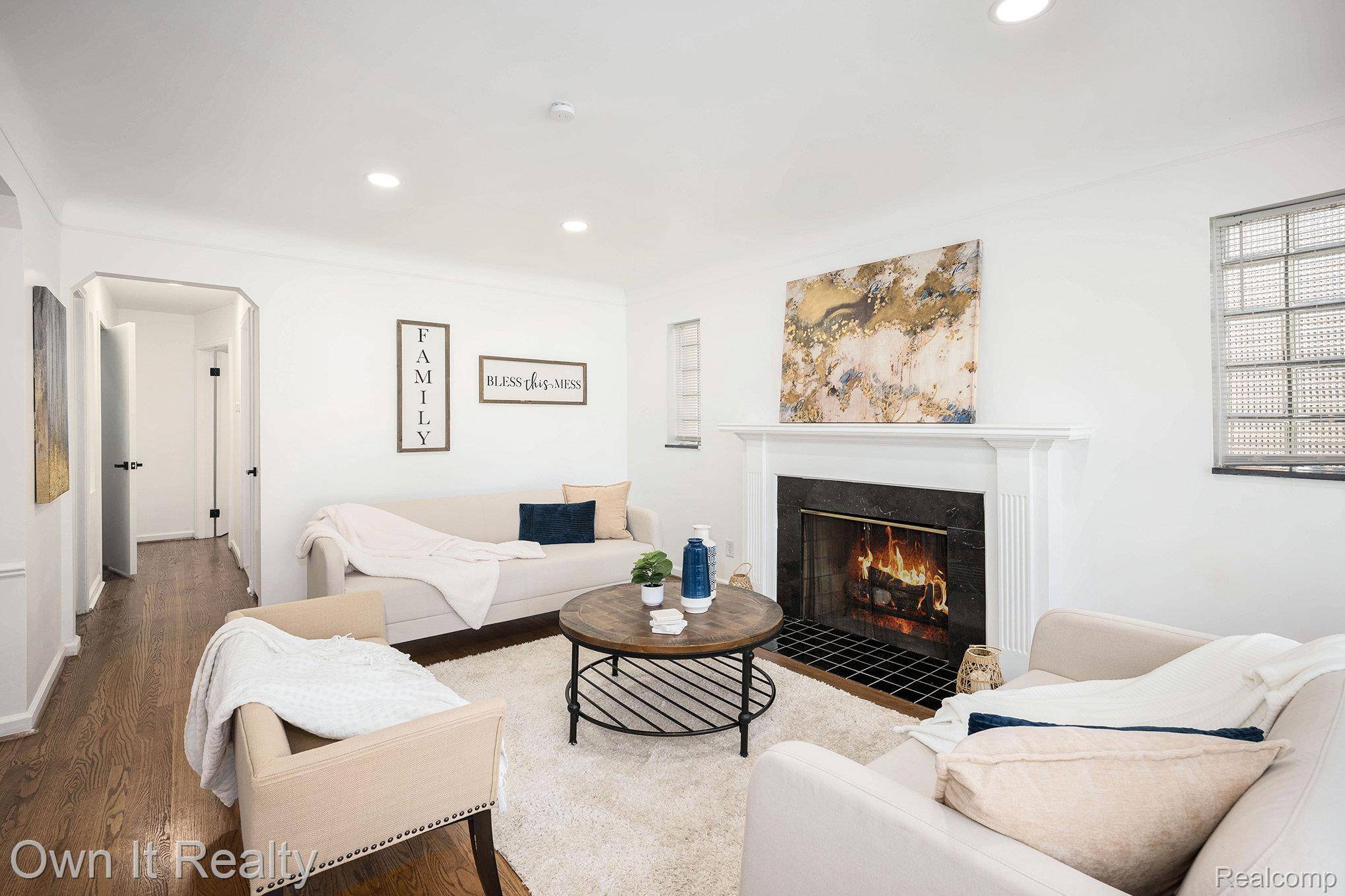 Harper Woods, MI 48225,21138 Huntington AVE