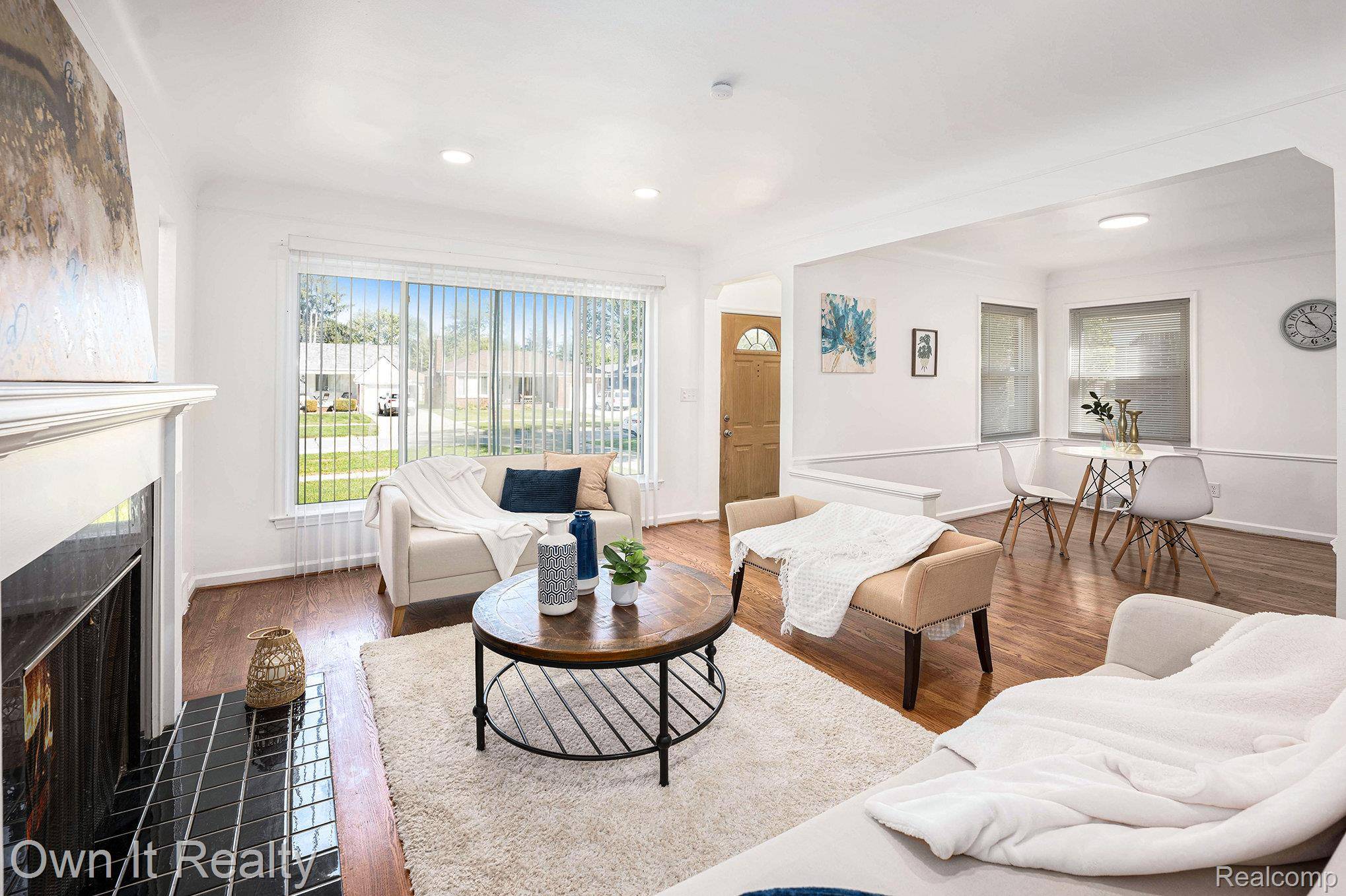 Harper Woods, MI 48225,21138 Huntington AVE