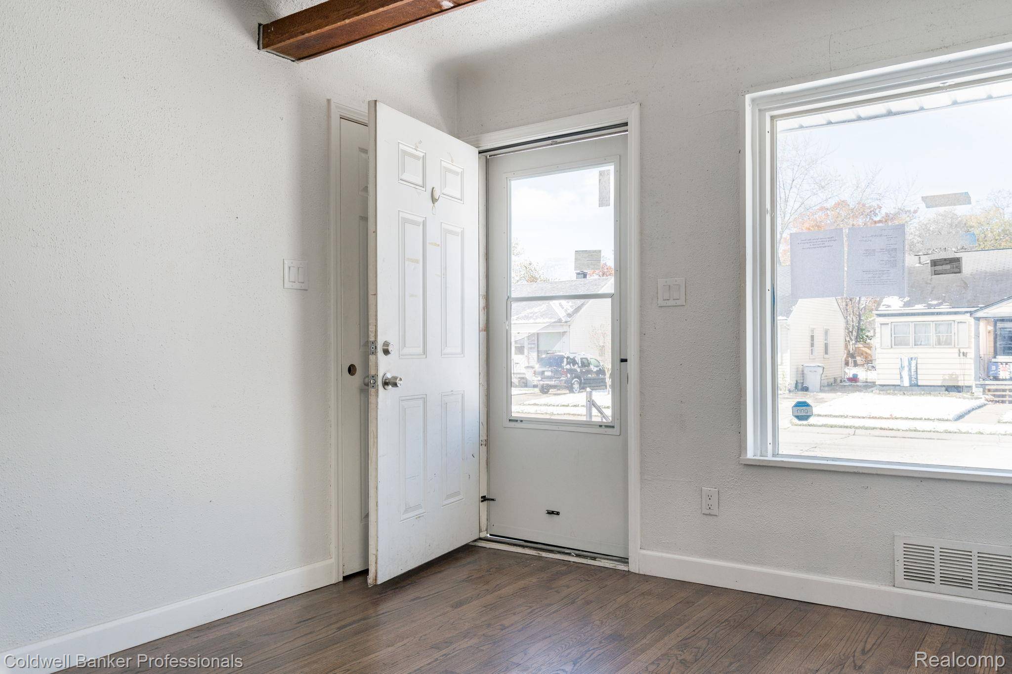 Hazel Park, MI 48030,23442 Melville AVE