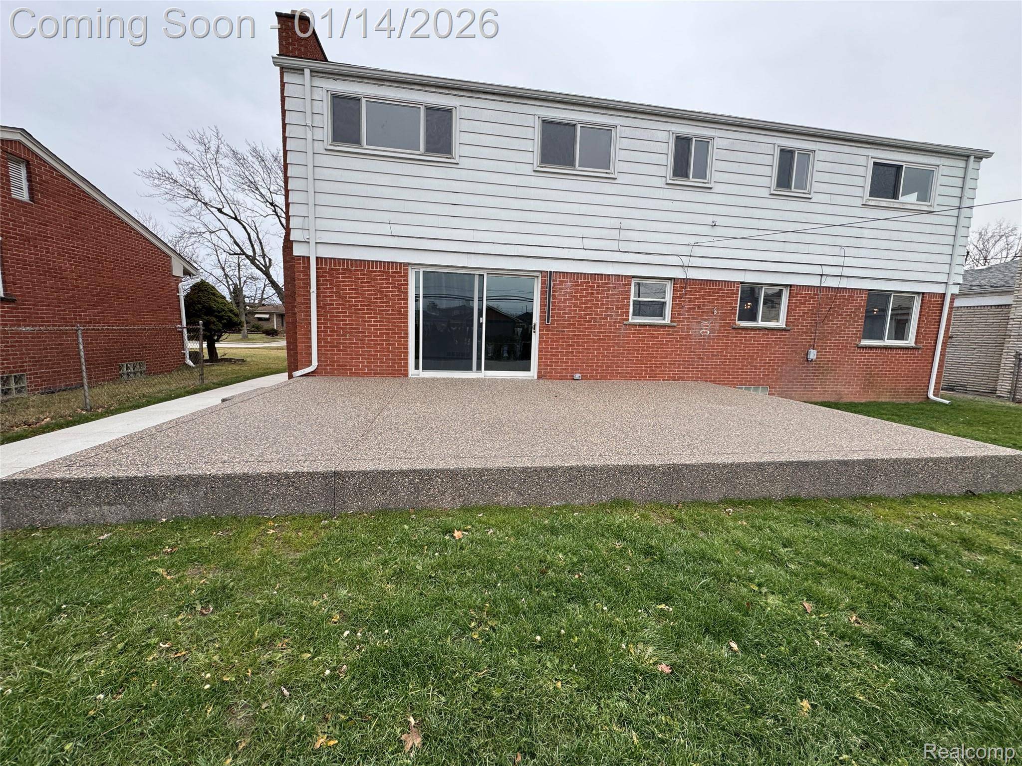 Dearborn Heights, MI 48127,27204 Sheahan DR