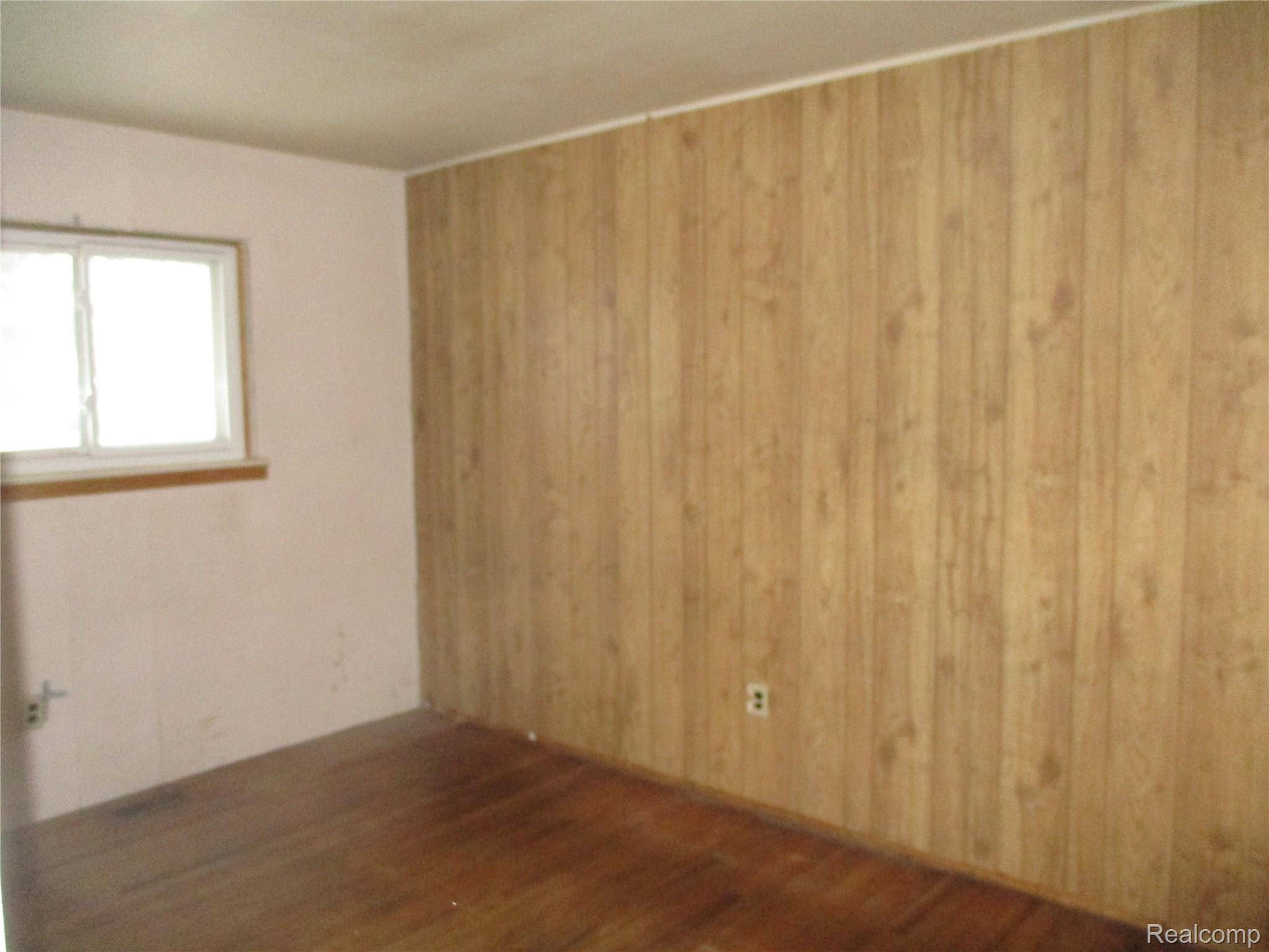 Sterling Heights, MI 48312,38518 Plainview DR