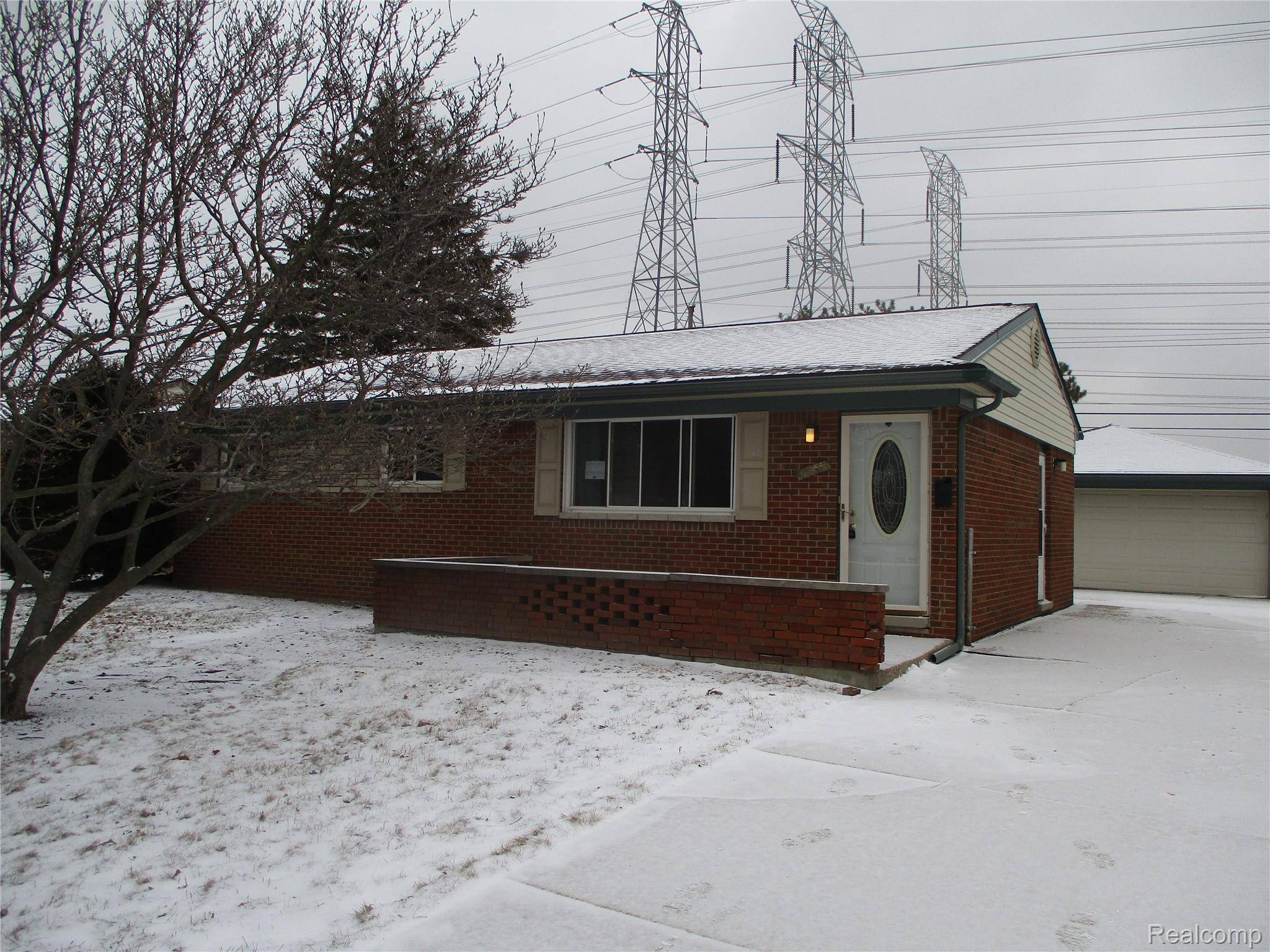 Sterling Heights, MI 48312,38518 Plainview DR