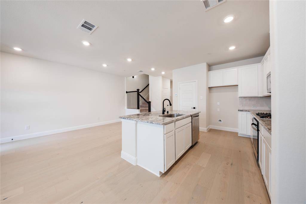 Rowlett, TX 75088,2112 Naples Drive