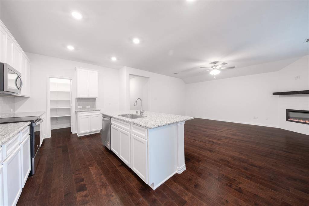 Anna, TX 75409,3333 Longfellow Avenue