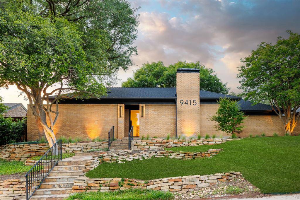 Dallas, TX 75231,9415 Hill View Drive