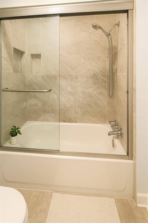 Dallas, TX 75235,5311 Fleetwood Oaks Avenue #166