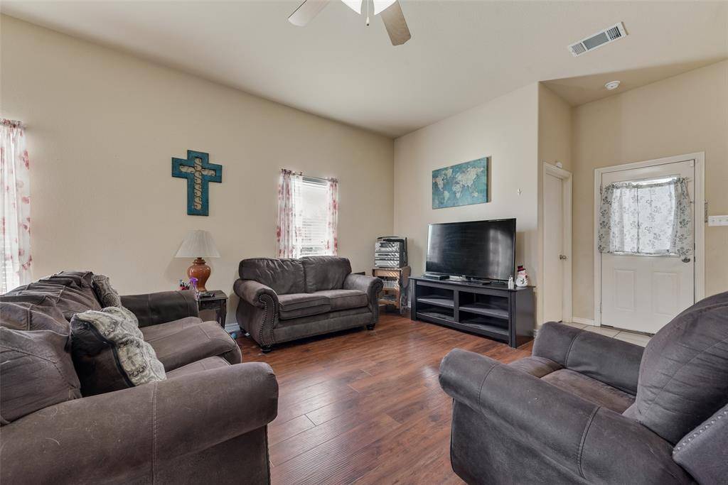 Red Oak, TX 75154,301 Quail Run Road