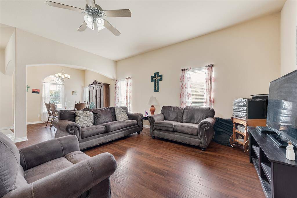 Red Oak, TX 75154,301 Quail Run Road