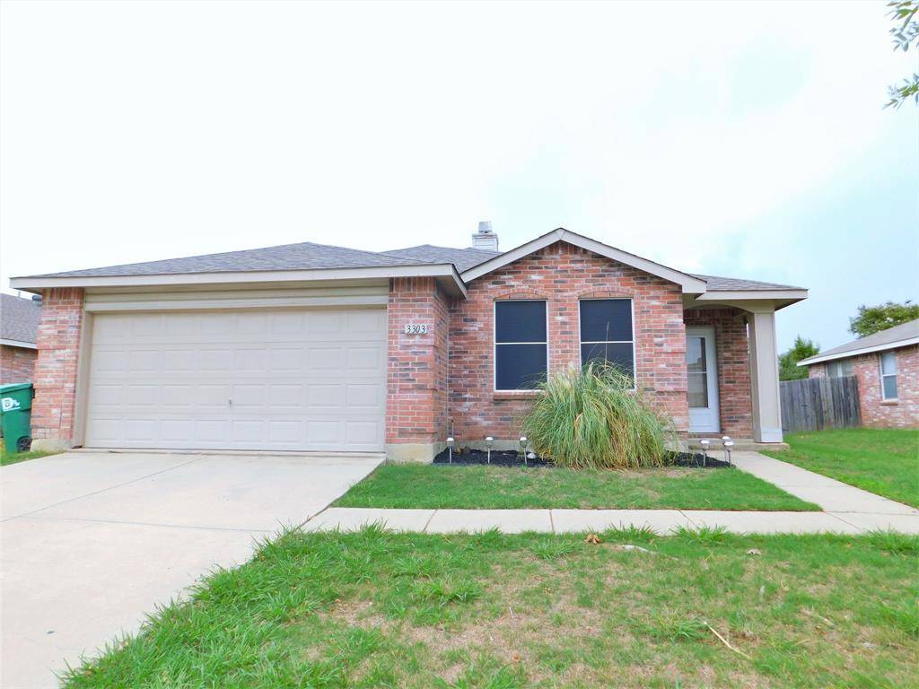 Denton, TX 76210,3303 Friesian Court