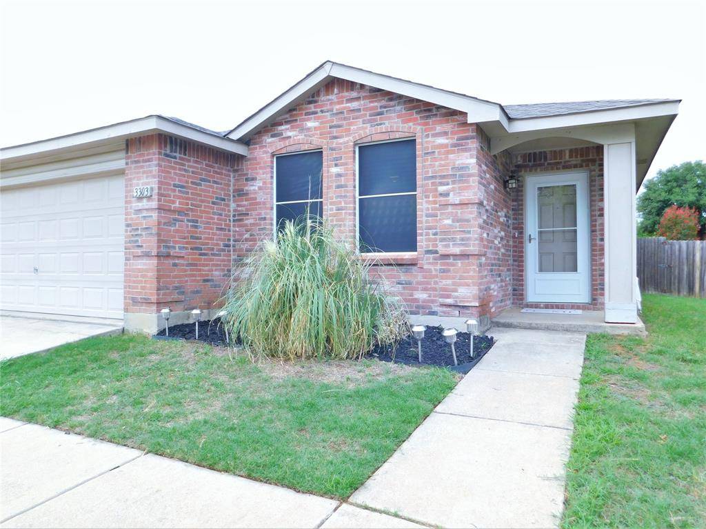 Denton, TX 76210,3303 Friesian Court