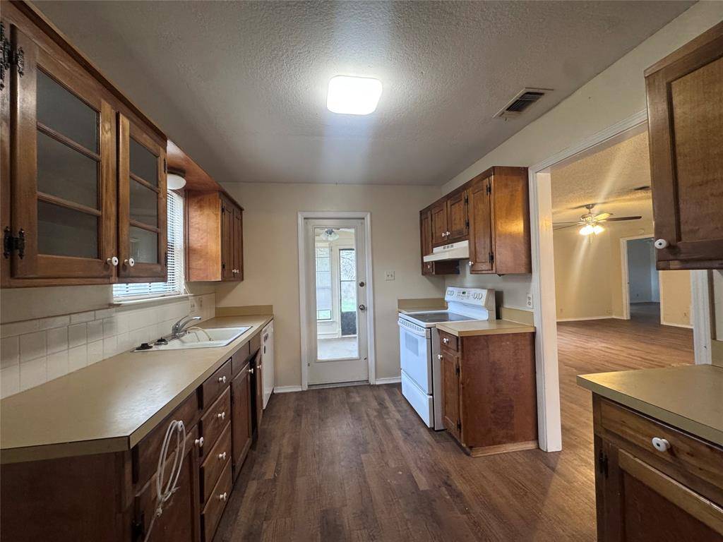 Granbury, TX 76048,1107 Sierra Vista Drive