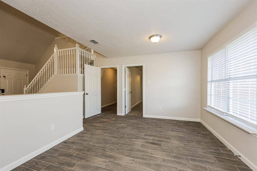 Midlothian, TX 76065,9 Atlantic Avenue