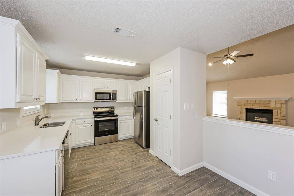 Midlothian, TX 76065,9 Atlantic Avenue