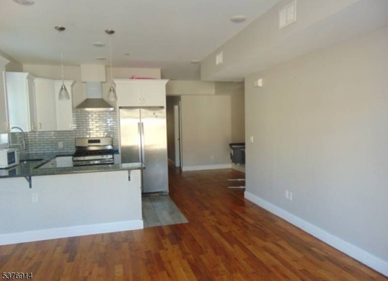 Paterson City, NJ 07501,108-110 Mill St #201