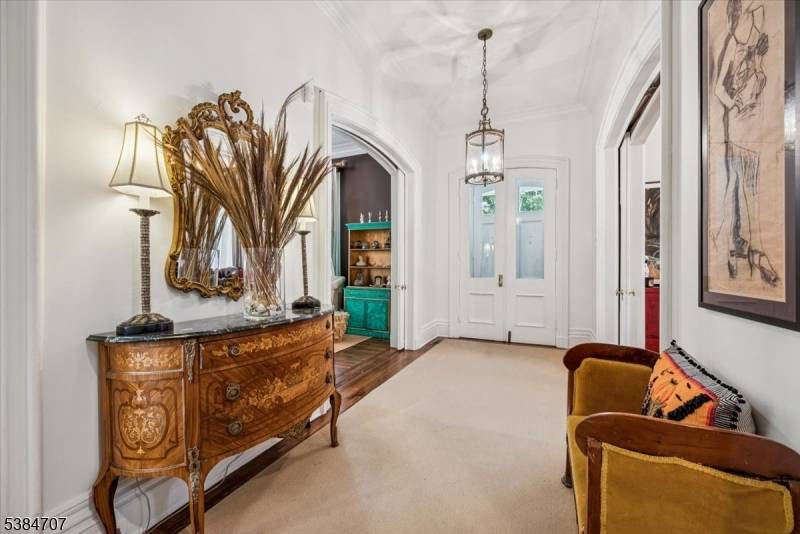 Morristown Town, NJ 07960,21 Franklin Pl