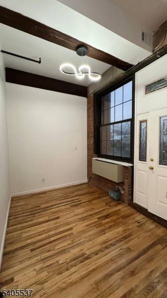 Paterson City, NJ 07503,384 Trenton Ave