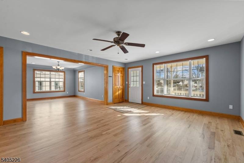 Roxbury Twp., NJ 07876,8 Kenvil Ave