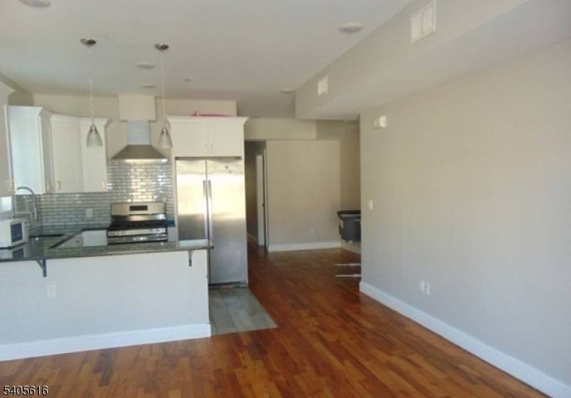 Paterson City, NJ 07501,108-110 Mill St #301