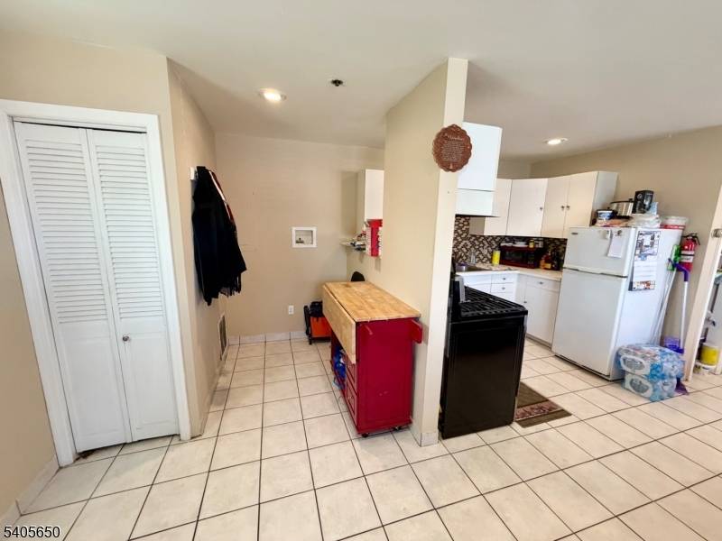 Caldwell Boro Twp., NJ 07006,336 1C Bloomfield Ave #1C