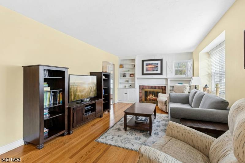 Scotch Plains Twp., NJ 07076,2149 Raritan Rd