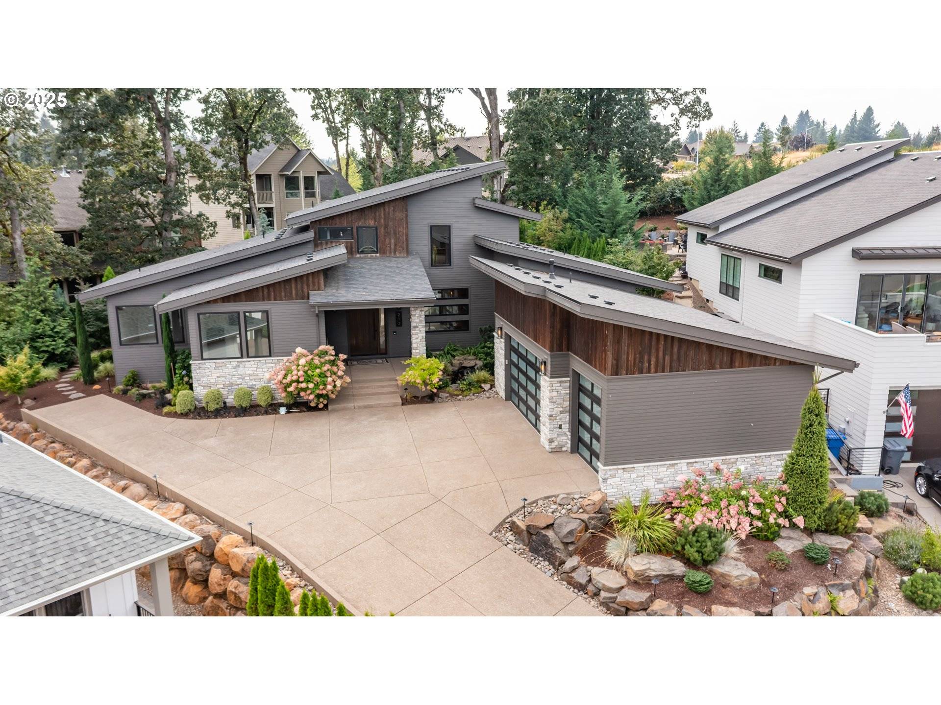 Salem, OR 97306,212 KURTH MEADOW AVE