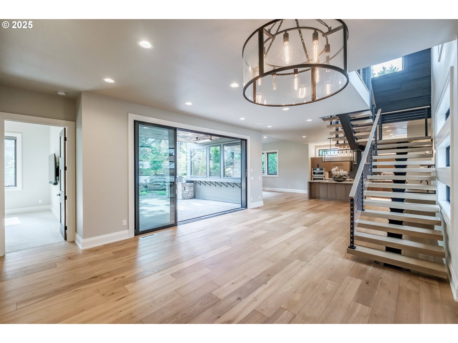 Salem, OR 97306,212 KURTH MEADOW AVE