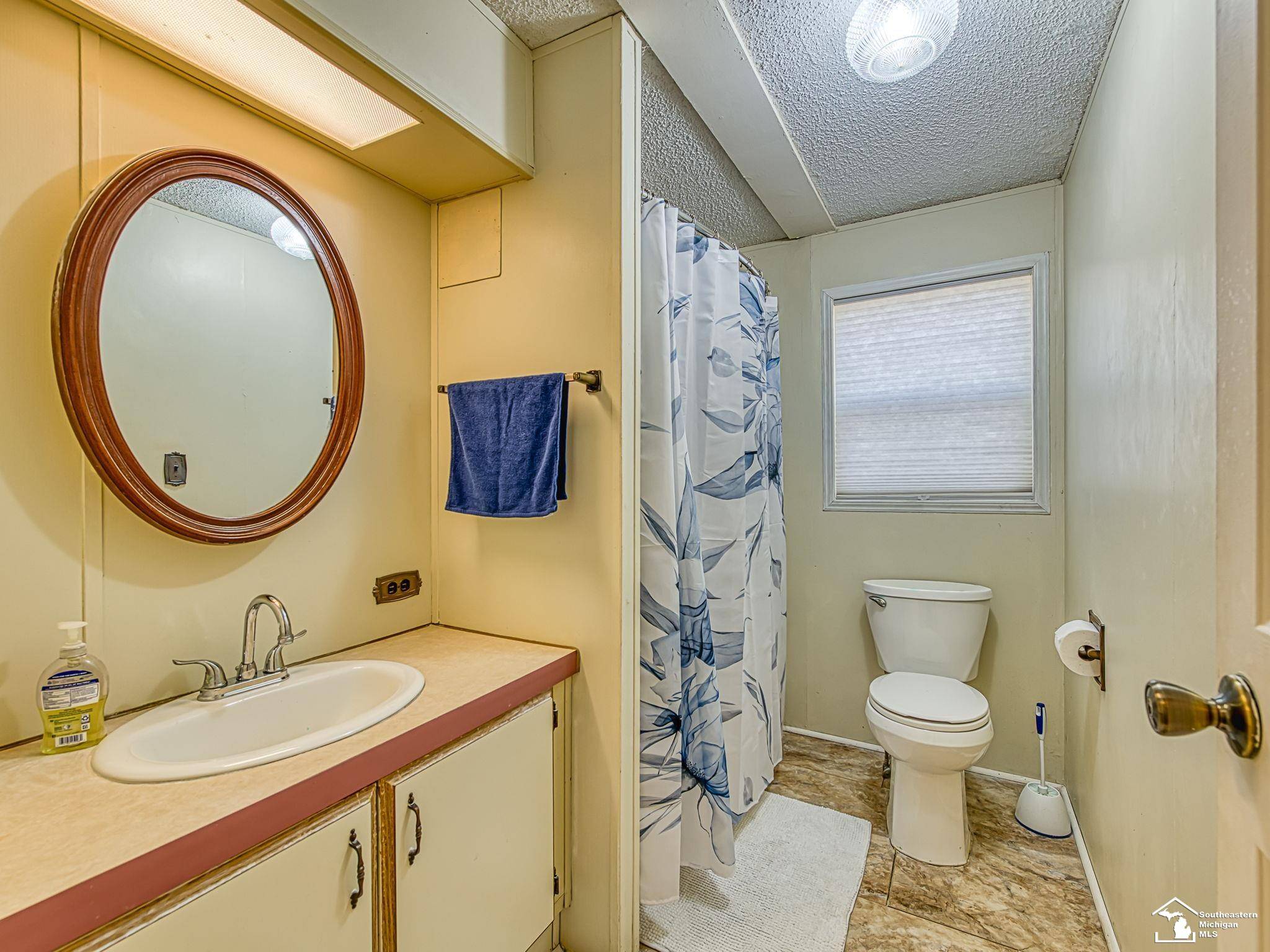 Monroe, MI 48161,7988 Parkway DR