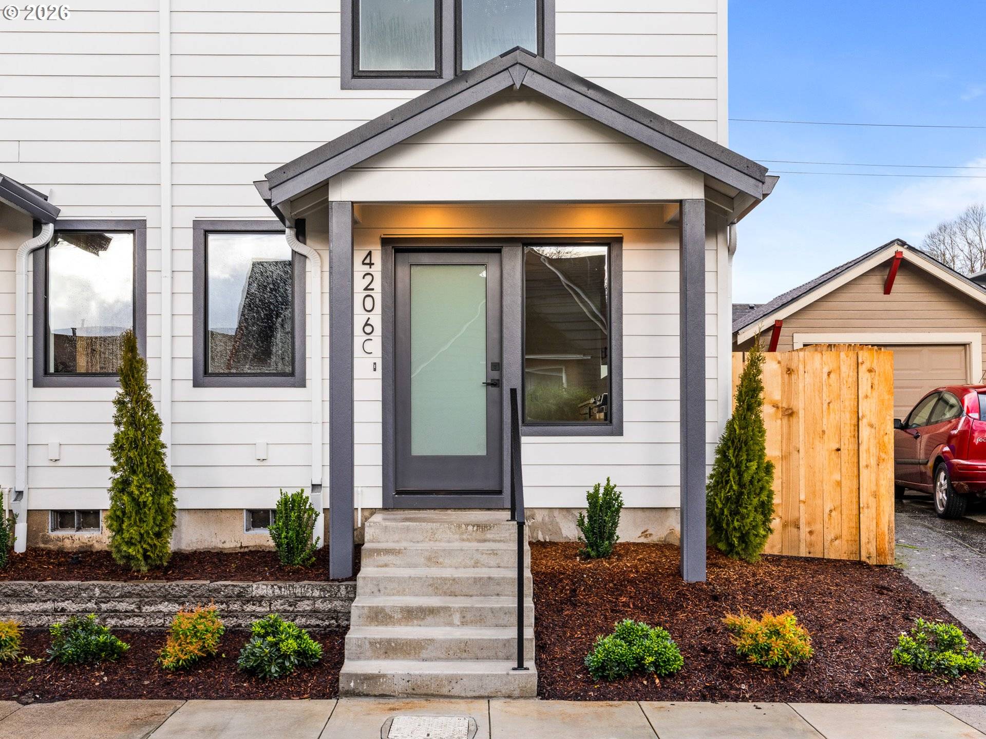 Portland, OR 97211,4206 NE 20th AVE #C