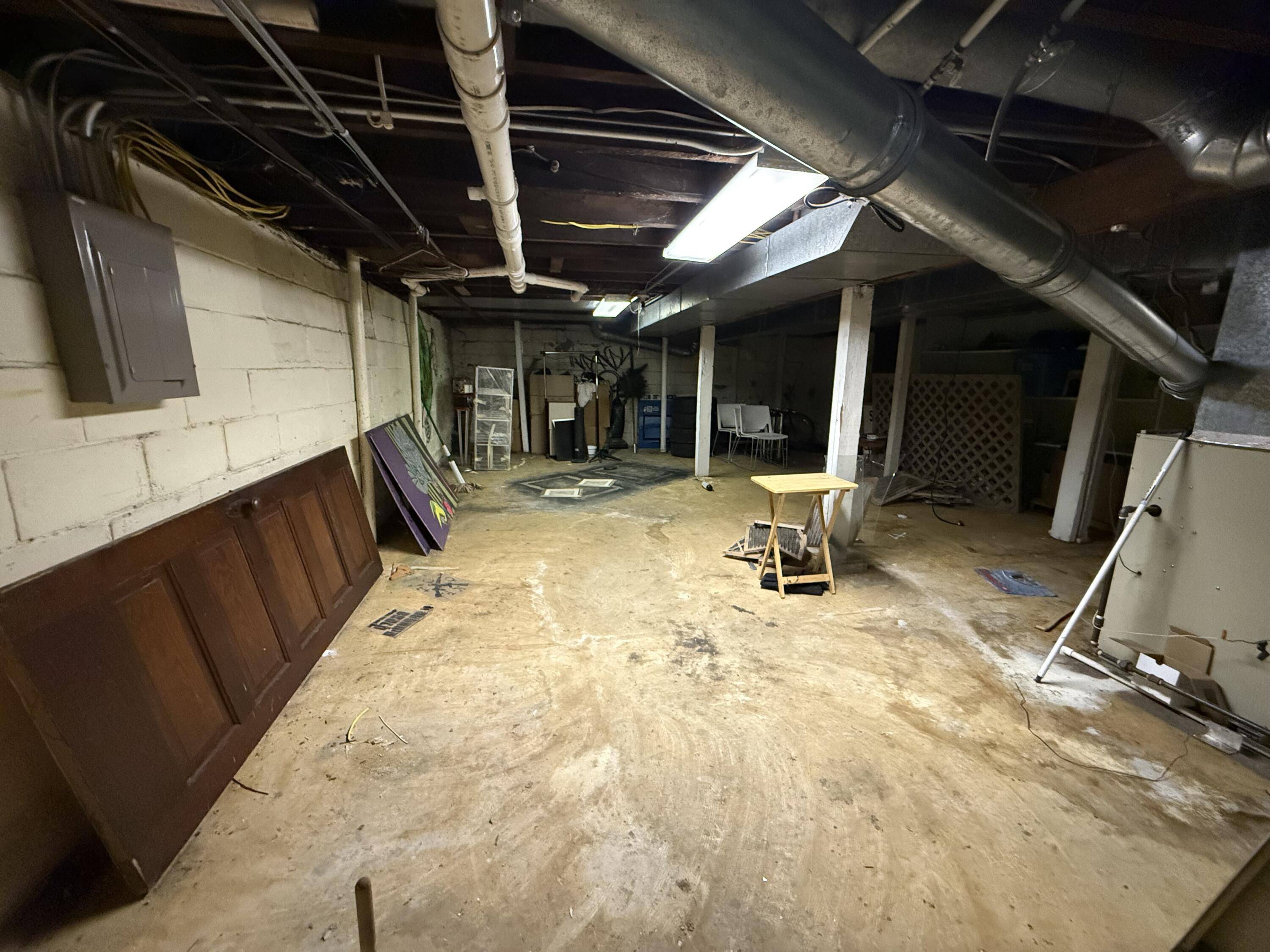 Holland, MI 49423,575 College AVE