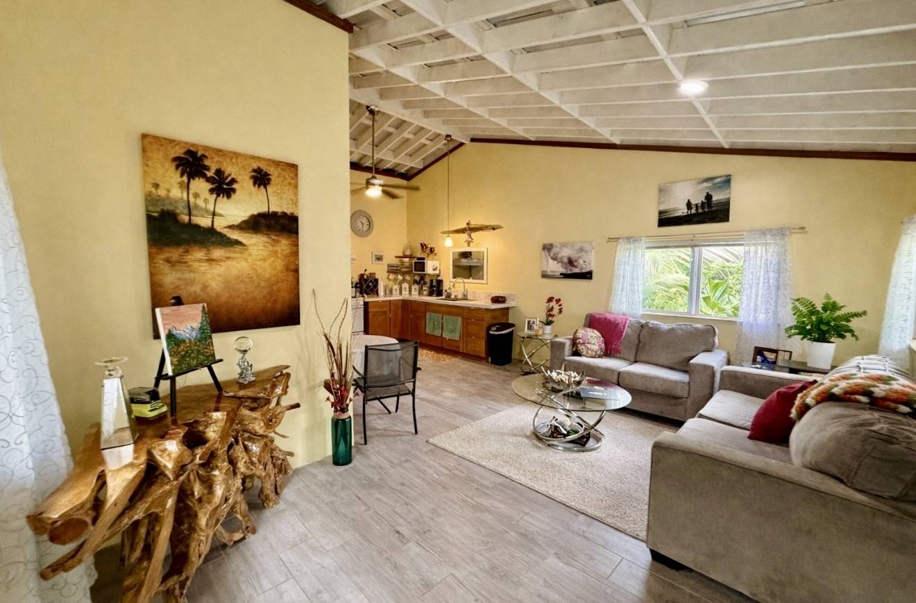 Pahoa, HI 96778,15-219 KAHAKAI BLVD