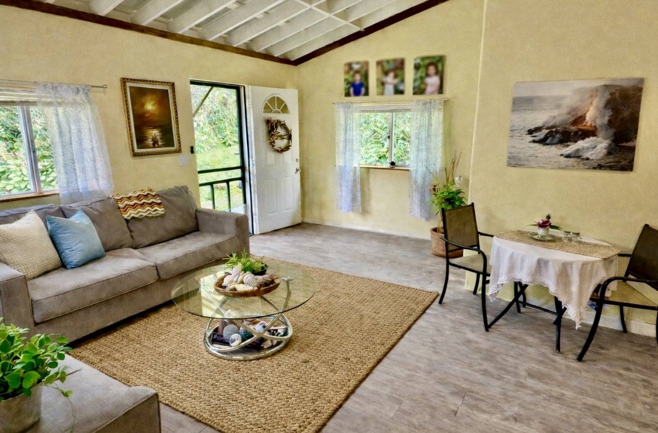 Pahoa, HI 96778,15-219 KAHAKAI BLVD