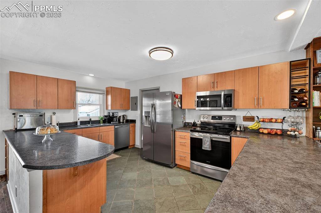 Colorado Springs, CO 80904,707 Manitou BLVD