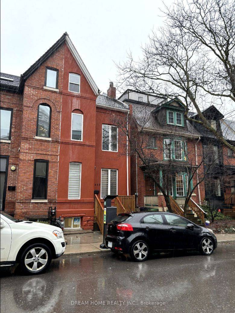 Toronto C08, ON M4Y 1X6,337 Mutual ST W #Bsmt B2