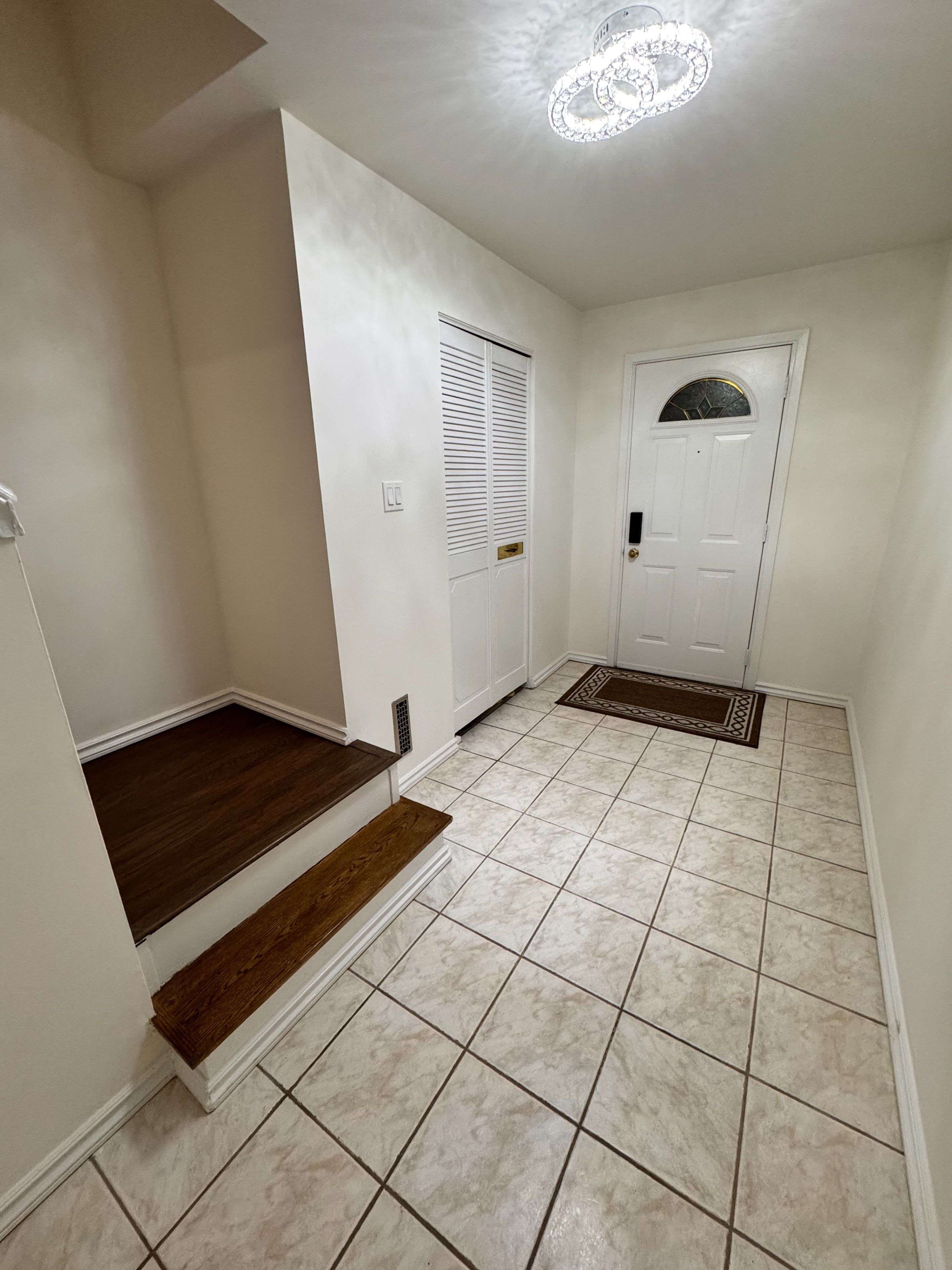 Toronto C15, ON M2J 1P4,31 Corvus Star WAY #31CORVUS