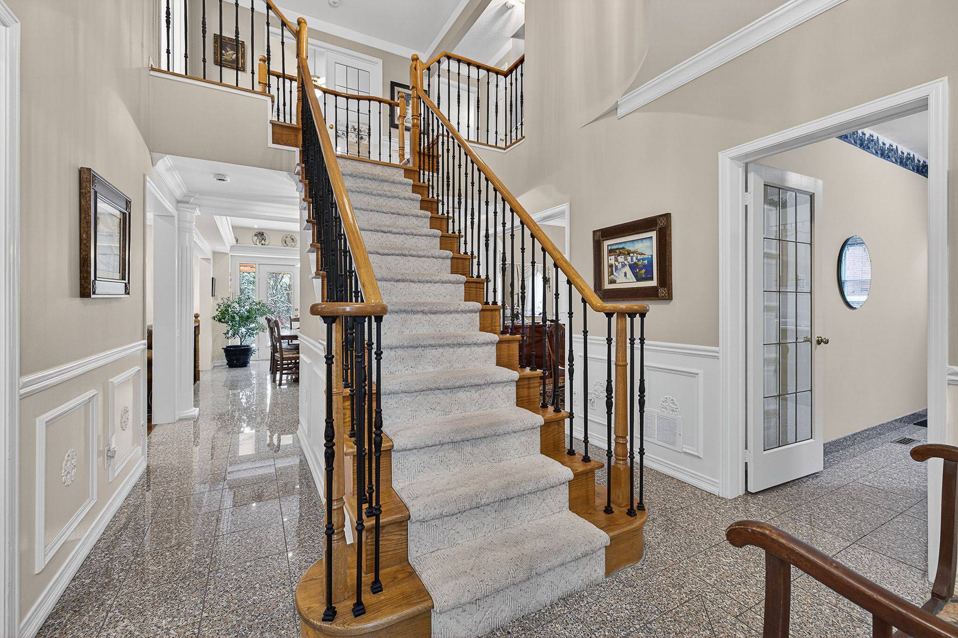 Whitby, ON L1P 1L5,27 Kennett DR