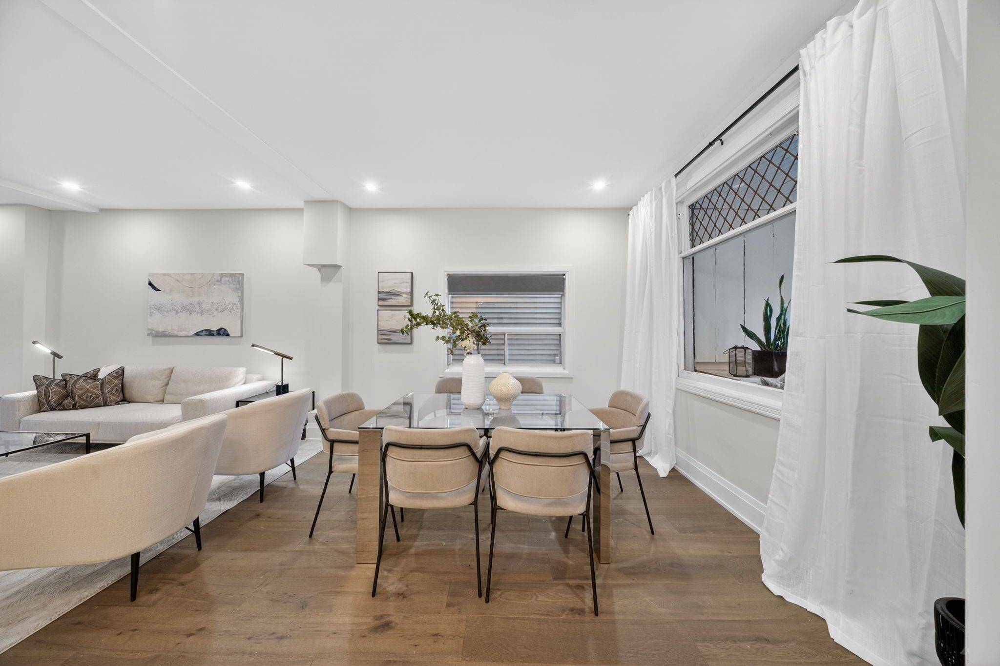 Toronto E01, ON M4J 4V3,143 Parkmount RD