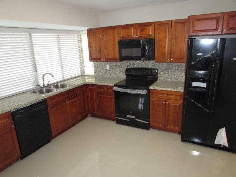 Miramar, FL 33023,7905 Fairway Blvd