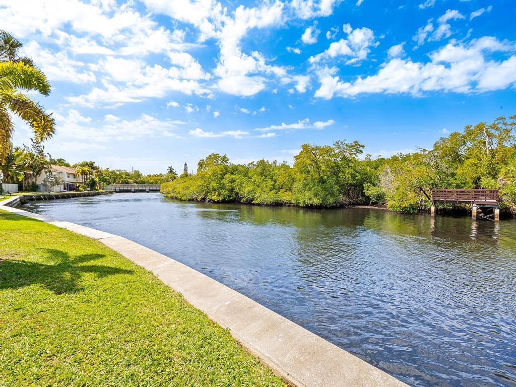 Fort Lauderdale, FL 33305,1989 NE 15th Ave #1989