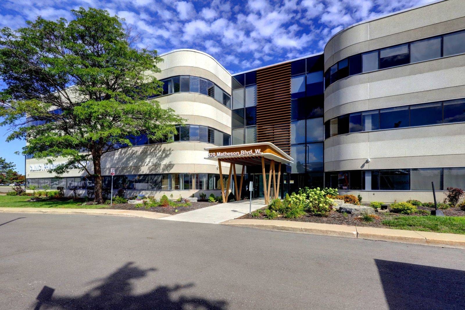 Mississauga, ON L5R 3R1,320 Matheson BLVD W #302