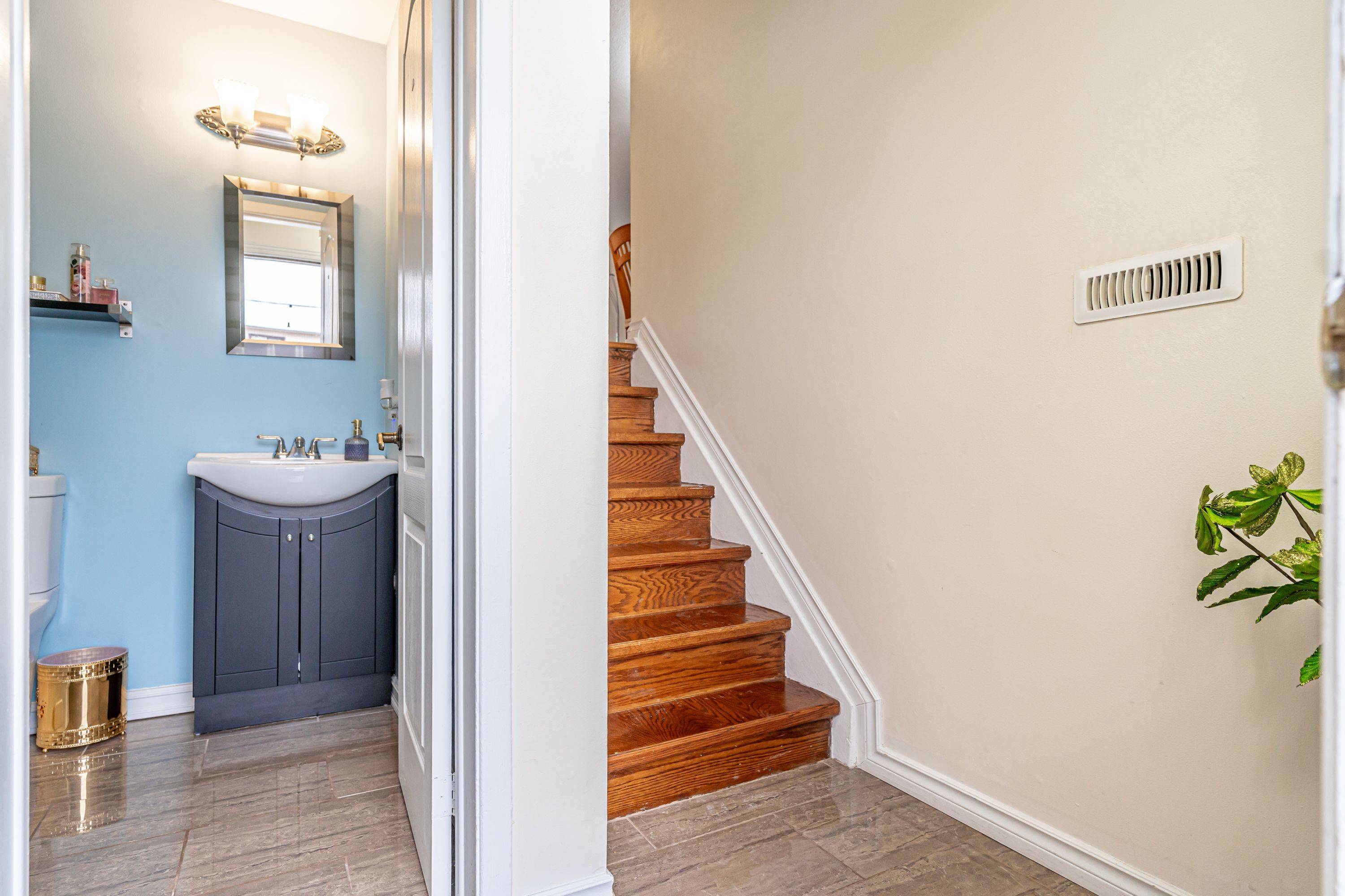 Brampton, ON L6S 3K2,33 Guildford CRES #33