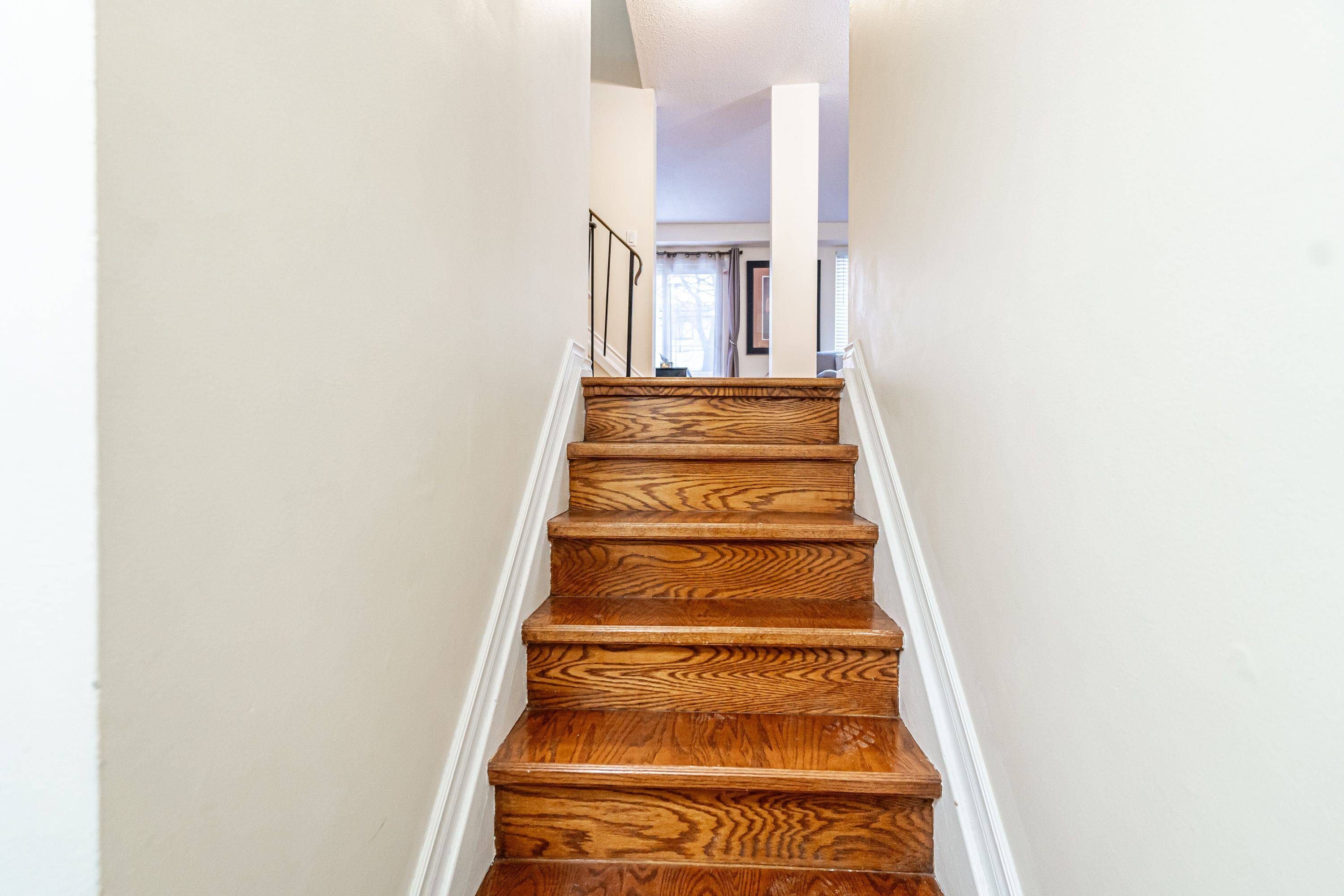 Brampton, ON L6S 3K2,33 Guildford CRES #33