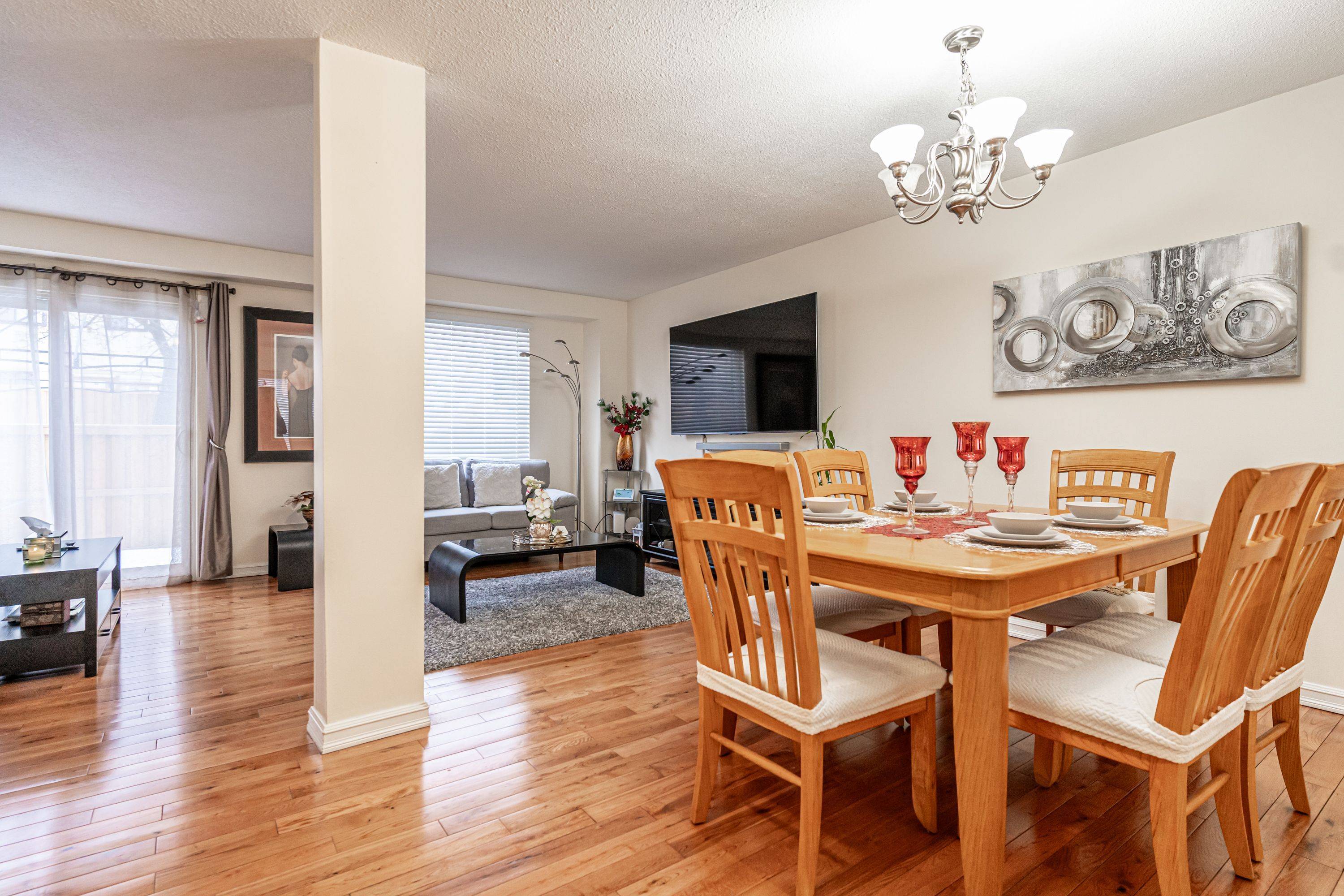 Brampton, ON L6S 3K2,33 Guildford CRES #33