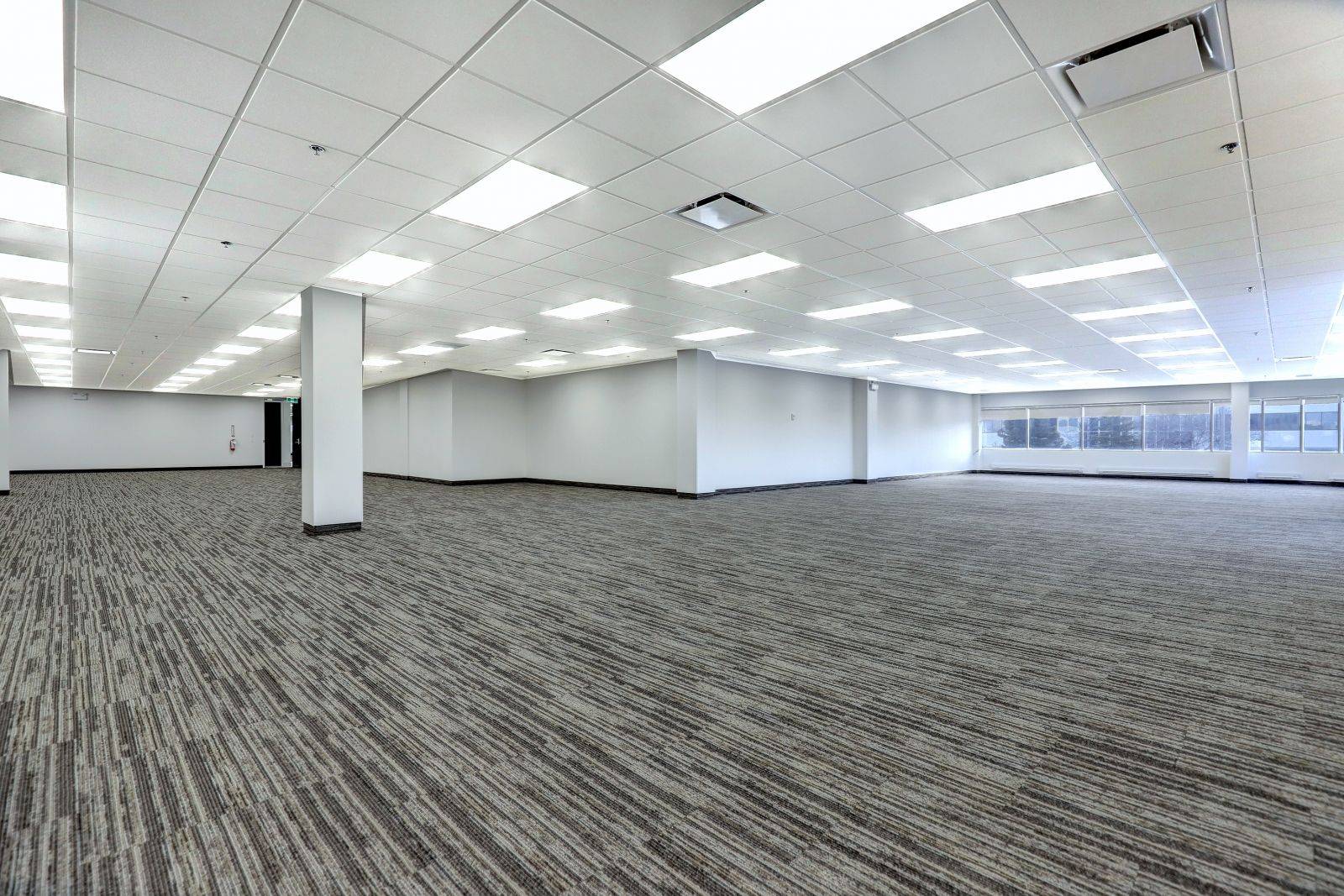 Mississauga, ON L5R 3R1,320 Matheson BLVD W #202