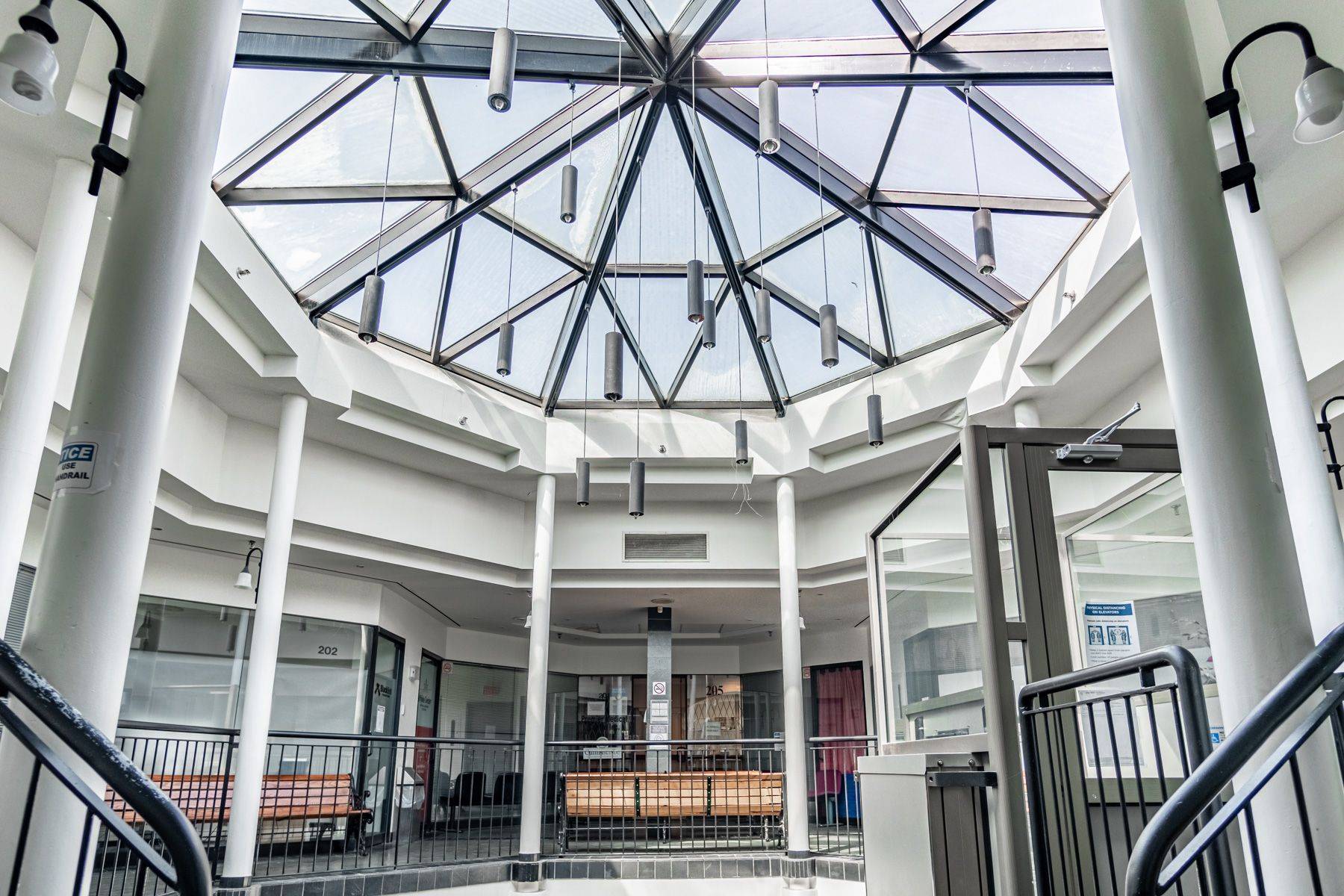 Toronto W03, ON M6H 4H5,1649 Dufferin ST #111A