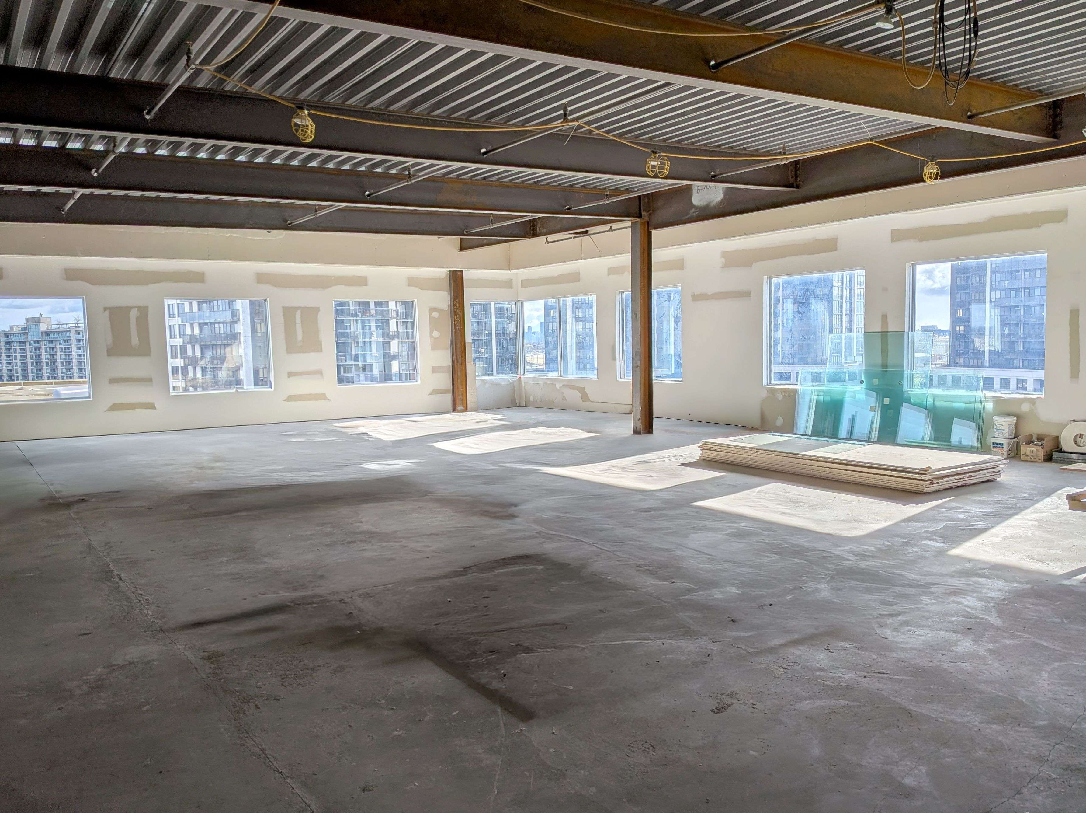 Toronto W05, ON M3J 0H1,20 De Boers DR #Suite 500