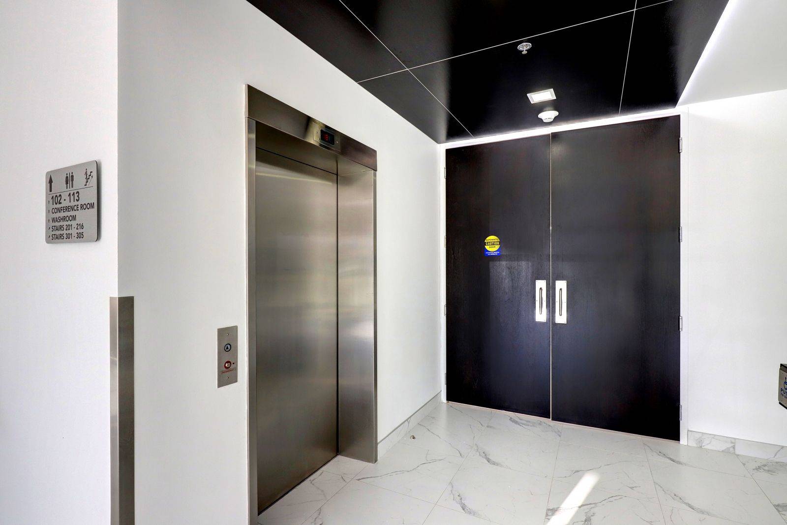 Mississauga, ON L5R 3R1,320 Matheson BLVD W #207