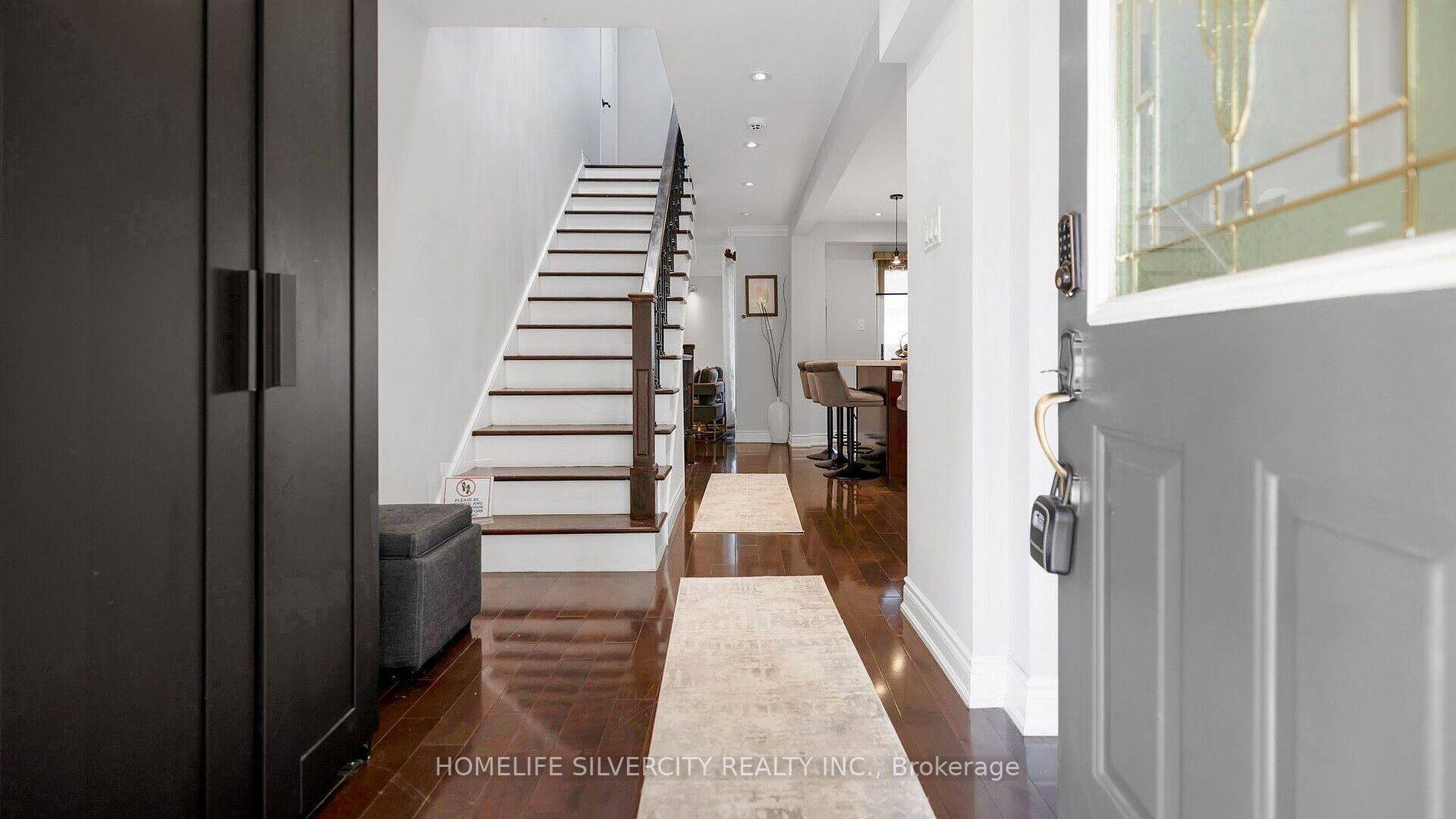 Brampton, ON L6R 1G8,75 Stoneledge CIR