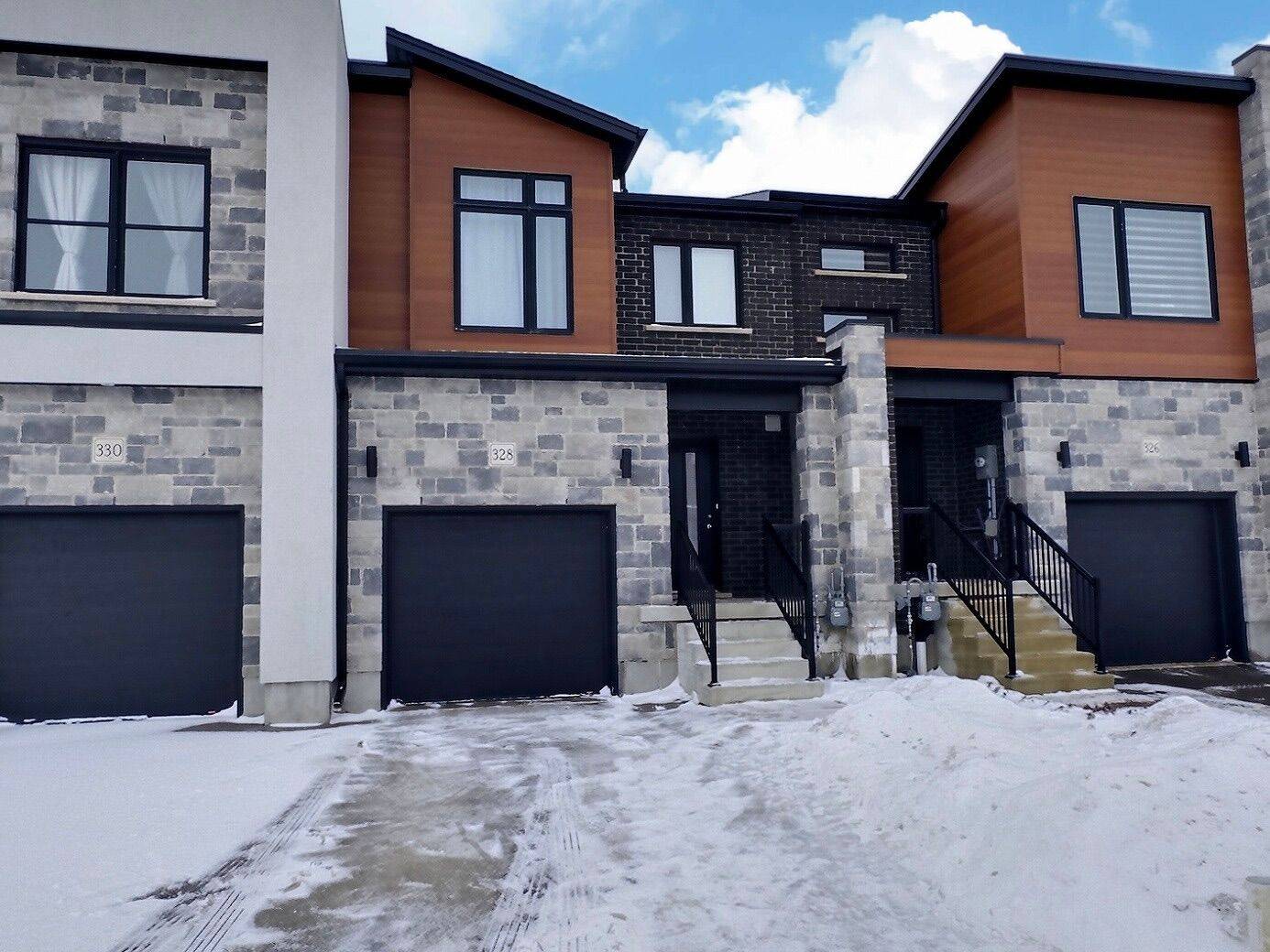 Stratford, ON N5A 0K2,328 Bradshaw DR