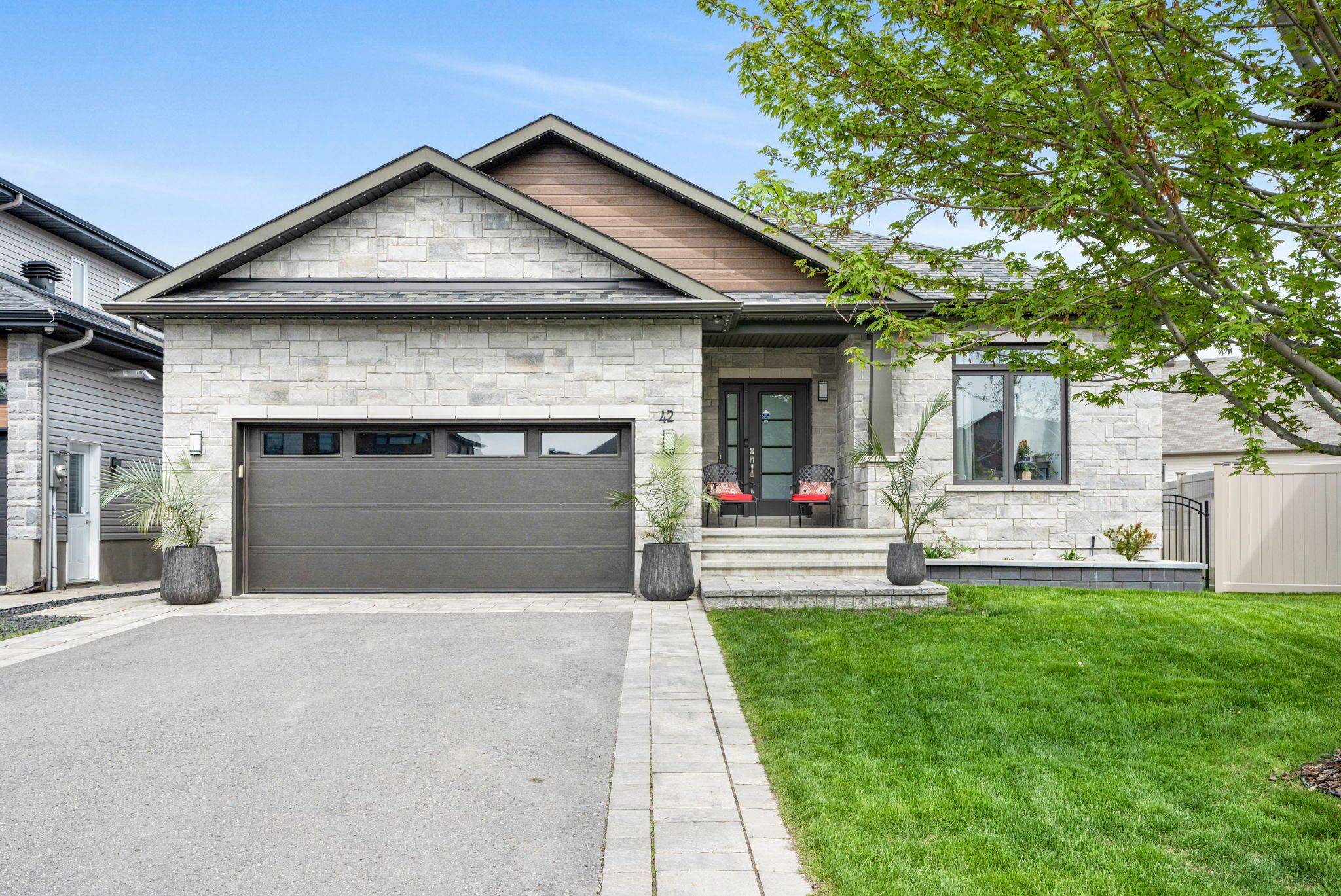 Clarence-rockland, ON K4K 0H8,42 Granite ST