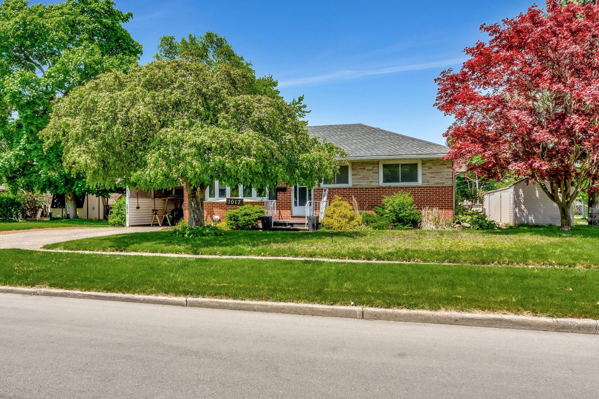 Woodstock, ON N4S 4T3,1017 Braeside ST